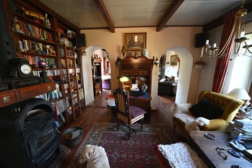(AAAB) Wunderschönes ungarisches Landhaus mit großem Grundstück und Pferdeboxen (HCM307-5) — Wohnzimmer