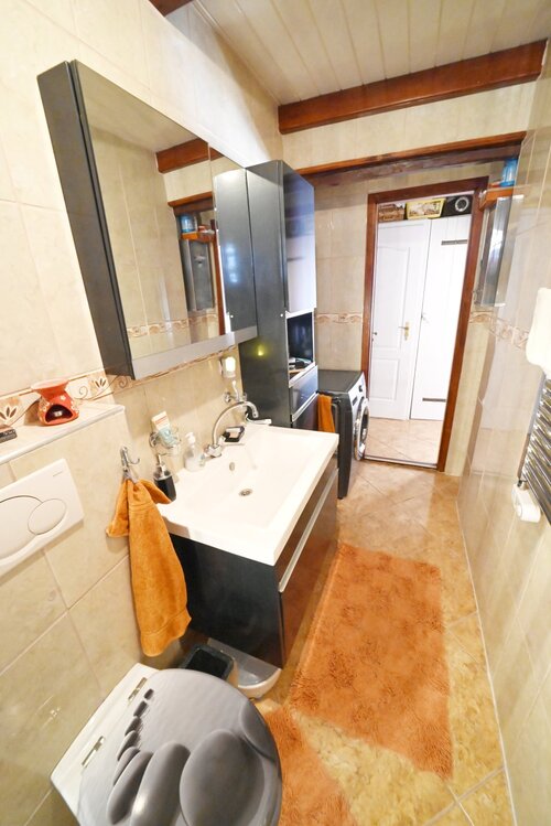 (AAAB) Wunderschönes ungarisches Landhaus mit großem Grundstück und Pferdeboxen (HCM307-5) — Badezimmer