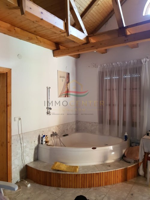 (BAA) Naturnahes Landhaus mit Pool und großem Grundstück südlich des Balatons (CM8697)