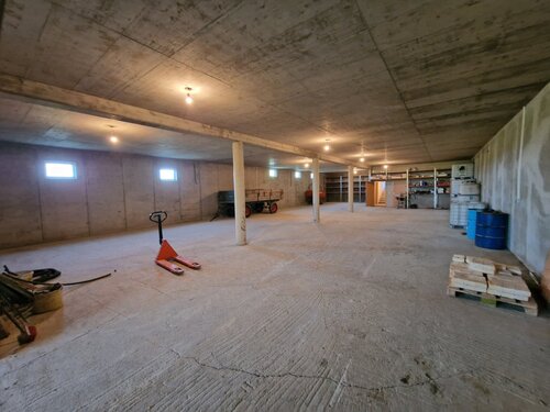 (BAA) Außergewöhnliches Anwesen für viele Nutzungsarten: Pferdegestüt, betreutes wohnen, Oldtimer-Halle usw (HCM333-4)