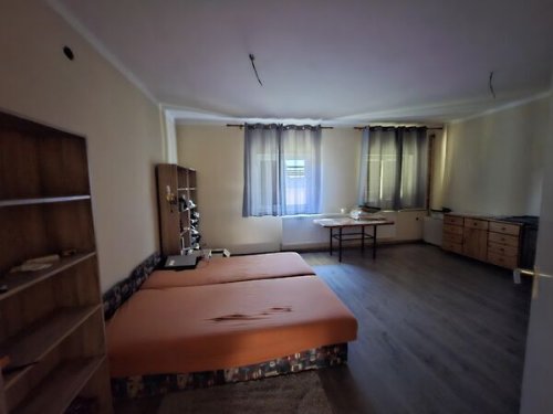 (BAA) Renoviertes Einfamilienhaus für die große Familie in guter Lage zur Vermieten (KK0909-M)