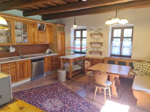 (BAA) Sonniges Landhaus in ruhiger Lage mit traditionellem Flair (CM2026)