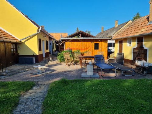 (BAA) Sonniges Landhaus in ruhiger Lage mit traditionellem Flair (CM2026)