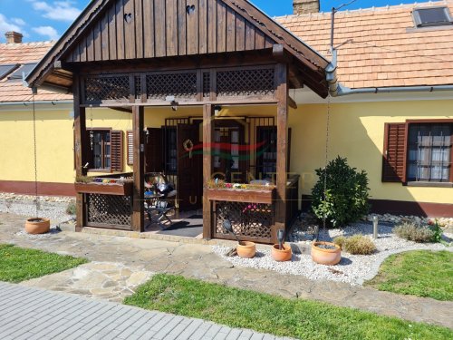 (BAA) Sonniges Landhaus in ruhiger Lage mit traditionellem Flair (CM2026)