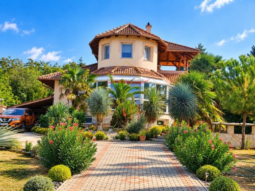 Mediterranes Lebensgefühl in Balatongyörök – Palmengarten, Wintergarten und separater Gästebereich (Lux021)