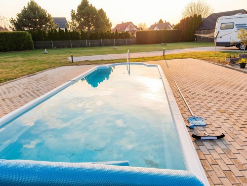 (AAA) Neuwertiges Landhaus im Bungalowstil mit Gästeappartment und Pool (CM064-5)