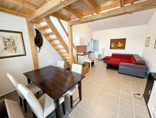 (AAA) Neuwertiges Landhaus im Bungalowstil mit Gästeappartment und Pool (CM064-5)