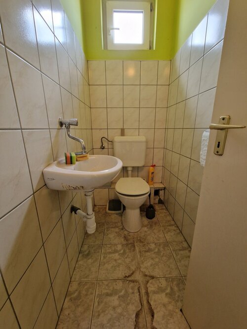(BCA) Großes, grundsolides Haus, unterkellert, viel Platz und günstig! (HCM341-5) — Gäste WG EG