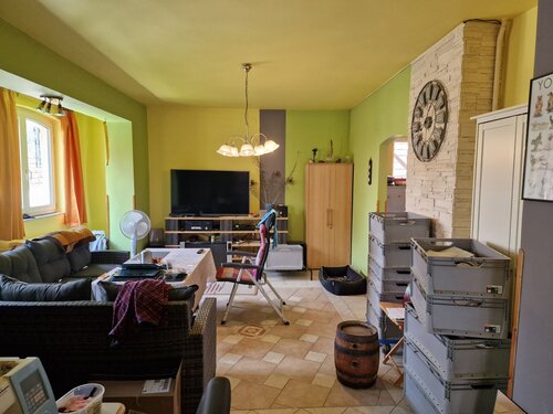 (BCA) Großes, grundsolides Haus, unterkellert, viel Platz und günstig! (HCM341-5) — Wohnzimmer EG