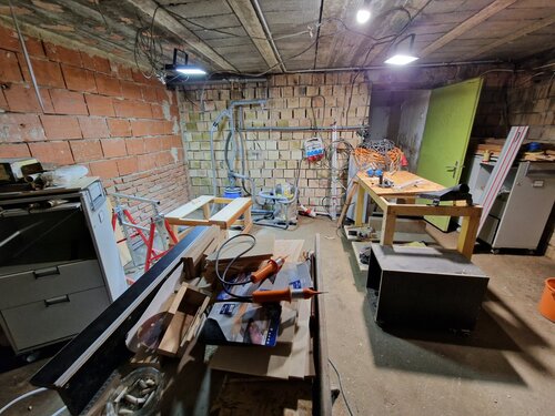 (BCA) Großes, grundsolides Haus, unterkellert, viel Platz und günstig! (HCM341-5) — Werkstatt