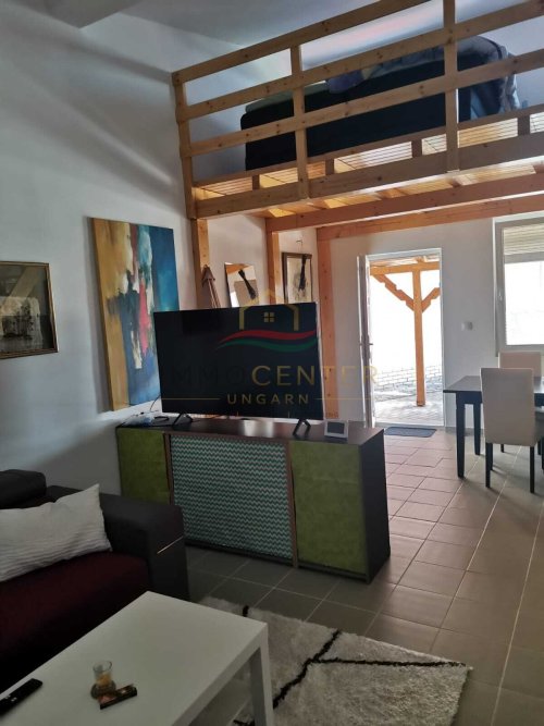 (AAA) Neuwertiges Landhaus im Bungalowstil mit Gästeappartment und Pool (CM064-5)
