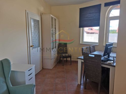 (AAA) Neuwertiges Landhaus im Bungalowstil mit Gästeappartment und Pool (CM064-5)