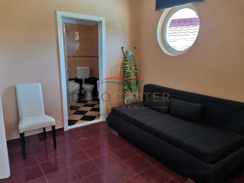 (AAA) Neuwertiges Landhaus im Bungalowstil mit Gästeappartment und Pool (CM064-5)