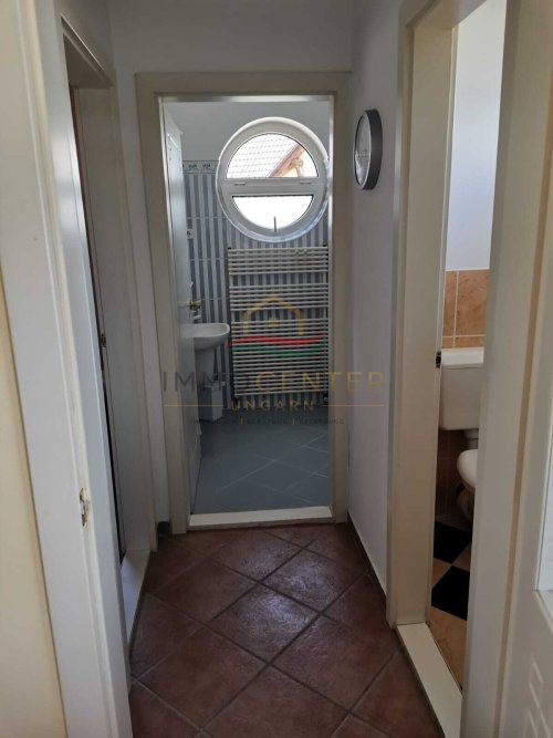 (AAA) Neuwertiges Landhaus im Bungalowstil mit Gästeappartment und Pool (CM064-5)