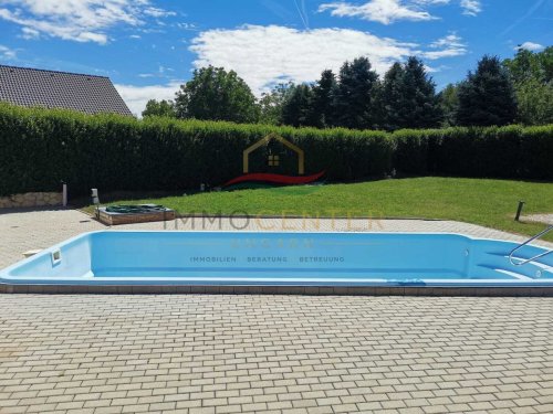 (AAA) Neuwertiges Landhaus im Bungalowstil mit Gästeappartment und Pool (CM064-5)