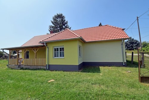(BAA) Renoviertes Landhaus nur 15 km südlich vom Balaton in ruhiger Lage (FER1606)