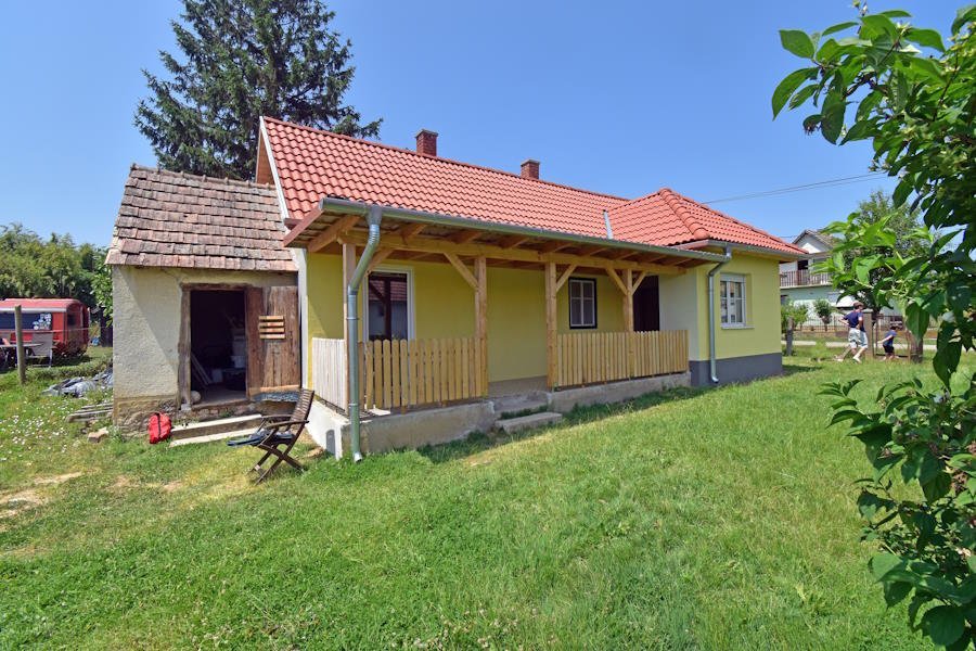 (BAA) Renoviertes Landhaus nur 15 km südlich vom Balaton in ruhiger Lage