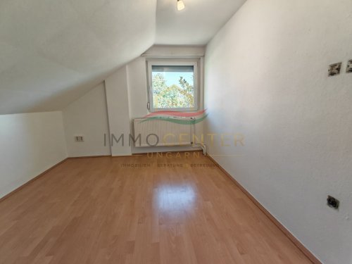 (AAA) Großes Landhaus mit Apartment &amp; viel Staufläche, auch ideal für Handwerk oder Büro (HCM217-3) — Apartment
