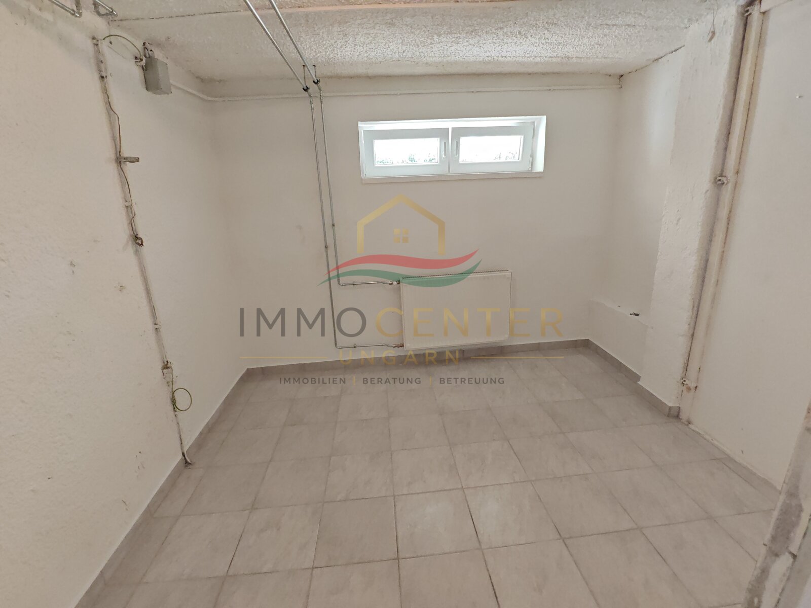 (AAA) Großes Landhaus mit Apartment & viel Staufläche, auch ideal für Handwerk oder Büro (HCM217-3) — Souterrain