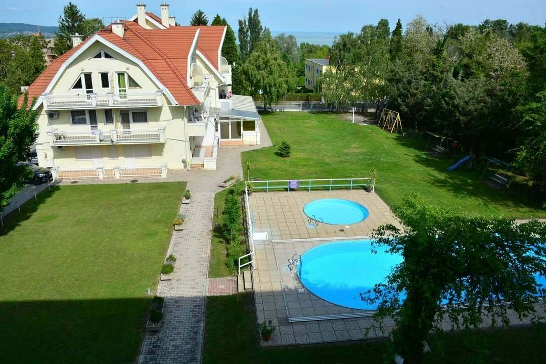 (AAA) Renoviertes kleines Studio-Apartment in guter Lage