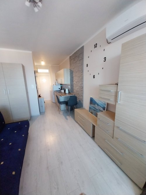 (AAA) Renoviertes kleines Studio-Apartment in guter Lage (KK1845-M)