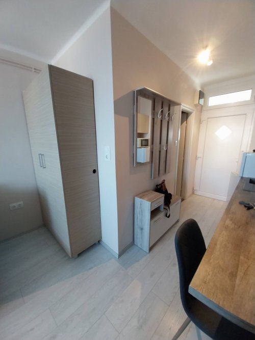 (AAA) Renoviertes kleines Studio-Apartment in guter Lage (KK1845-M)