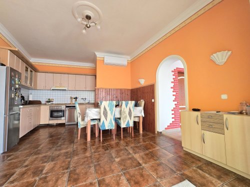 (BBA) Großes Familienhaus in schöner &amp; ruhiger Lage (KK005-2)