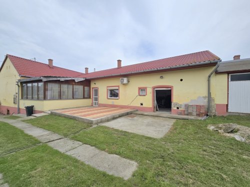 (BBA) Großes Familienhaus in schöner &amp; ruhiger Lage (KK005-2)