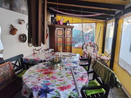 (BAA) Győr–Pinnyéd | Renoviertes Einfamilienhaus mit separater Wohneinheit, Werkstatt und  Garten (LUX022)
