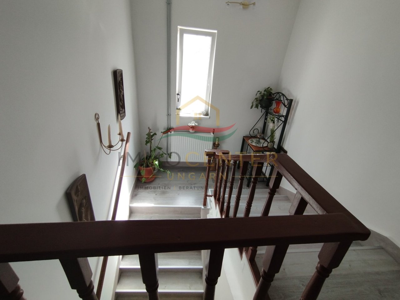 (BAA) Győr–Pinnyéd | Renoviertes Einfamilienhaus mit separater Wohneinheit, Werkstatt und  Garten (LUX022)