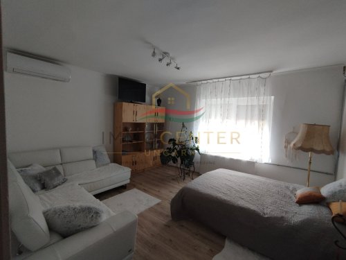(BAA) Győr–Pinnyéd | Renoviertes Einfamilienhaus mit separater Wohneinheit, Werkstatt und  Garten (LUX022)