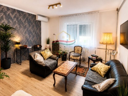 (BAA) Győr–Pinnyéd | Renoviertes Einfamilienhaus mit separater Wohneinheit, Werkstatt und  Garten (LUX022)