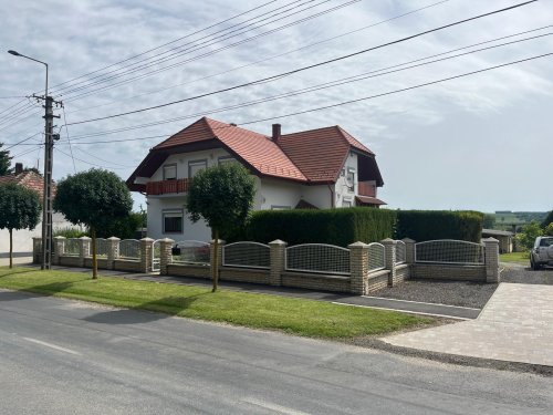 (AAAB) Schreinerei am Balaton mit vollen Auftragsbüchern &amp; Wohnhaus (CM125-2)