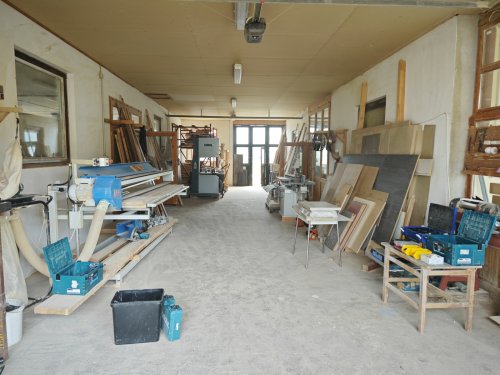 (AAAB) Schreinerei am Balaton mit vollen Auftragsbüchern &amp; Wohnhaus (CM125-2)
