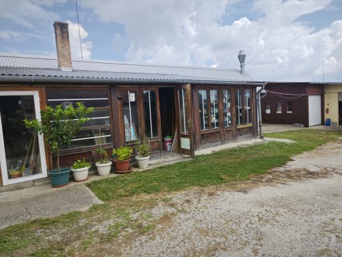 (AAAB) Schreinerei am Balaton mit vollen Auftragsbüchern &amp; Wohnhaus (CM125-2) — Schreinerei
