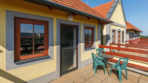 (BAA) Gemütliches Apartement mit Weitblick über den Kurort Kehida (CM005-M)