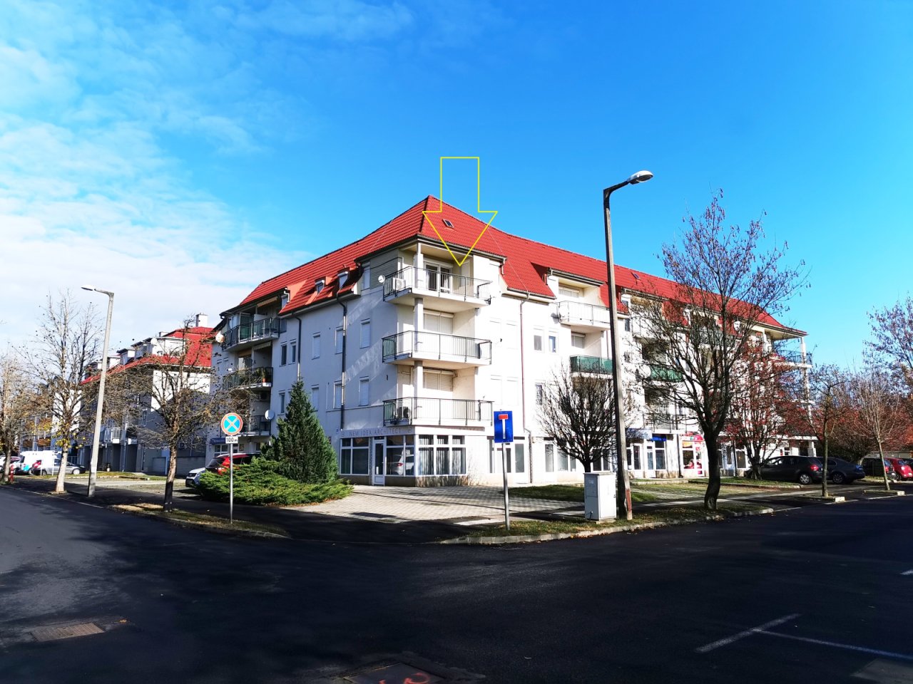 (AAA) Möblierte Mietwohnung mit sonnigem Balkon im Zentrum von Héviz (HCM88-5)