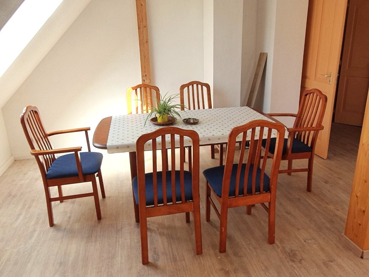 (AAA) Ungarn - nähe Hévíz - 3 Zimmer DG Wohnung mit Balkon (KK0831-2-M)